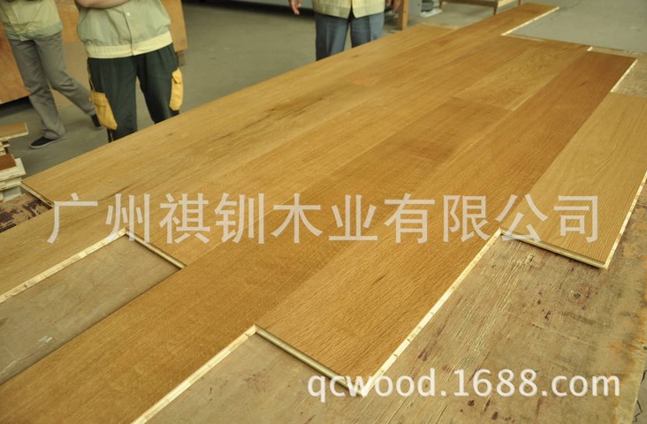 橡木三层实木复合地板 CE认证 出口西班牙工程三层橡木地板