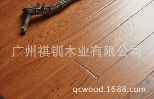 <b>橡木地板 实木复合地板12mm厚 出口橡木地板</b>