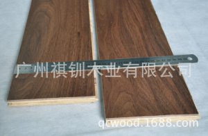 <b>格林韦圣外贸出口125mm宽 多层美国黑胡桃实木复合地板</b>