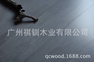 <b>橡木帝王灰锁扣地板 厂家批发出口加拿大工程 橡木实木复合地板</b>