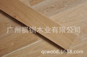 <b>格林韦圣 CE认证 水洗白拉丝 出口希腊橡木全实木地板</b>